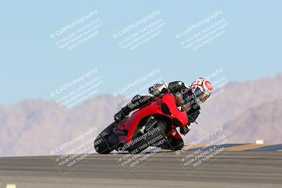 media/Oct-01-2023-SoCal Trackdays (Sun) [[4c570cc352]]/Turn 9 Set 1 (950am)/